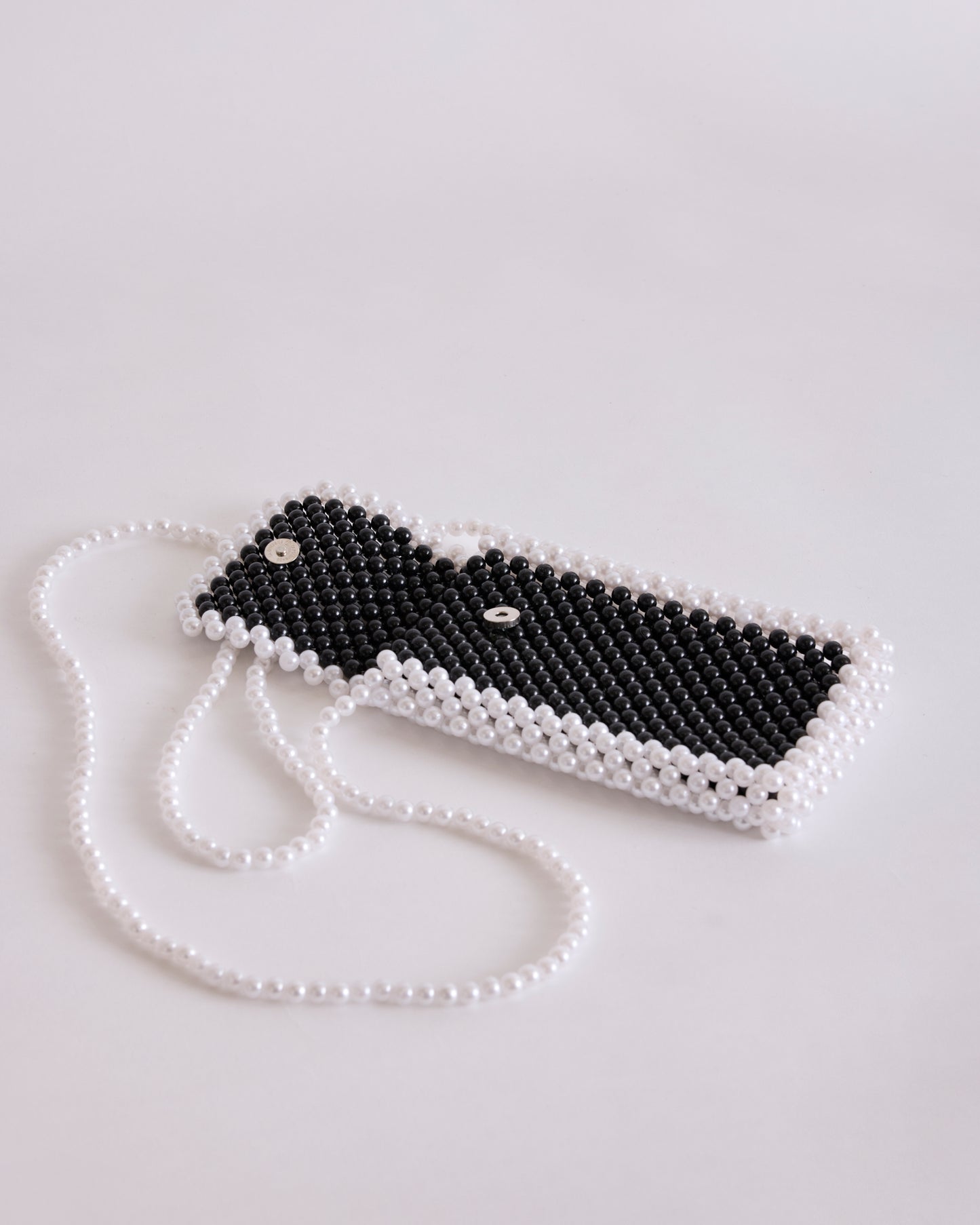 BEADED PEARL PHONE BAG